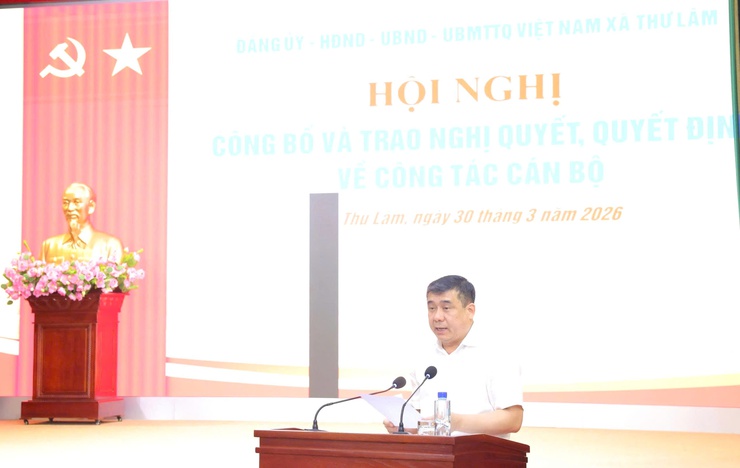 THƯ LÂM TỔ CHỨC HỘI NGHỊ TRAO NGHỊ QUYẾT, QUYẾT ĐỊNH VỀ CÔNG TÁC CÁN BỘ- Ảnh 1.