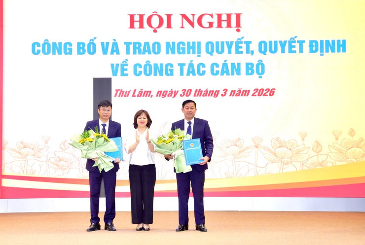 THƯ LÂM TỔ CHỨC HỘI NGHỊ TRAO NGHỊ QUYẾT, QUYẾT ĐỊNH VỀ CÔNG TÁC CÁN BỘ- Ảnh 2.
