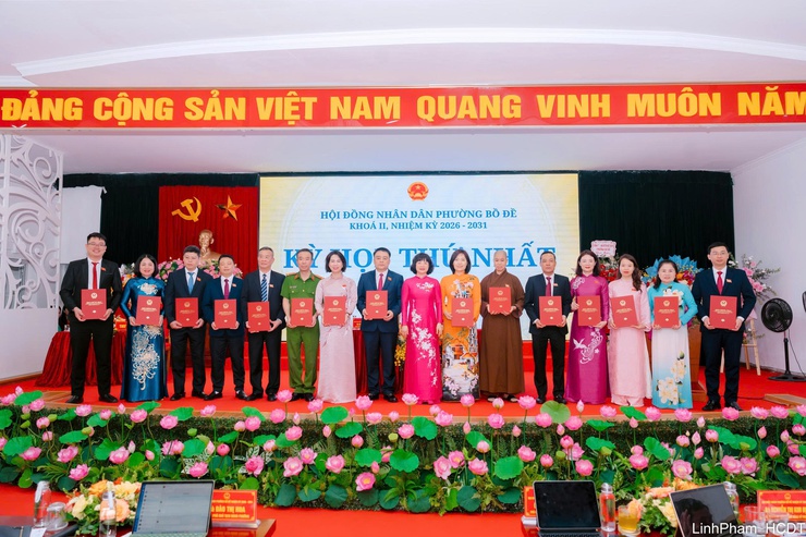 PHƯỜNG BỒ ĐỀ TỔ CHỨC KỲ HỌP THỨ NHẤT HĐND PHƯỜNG KHÓA II, NHIỆM KỲ 2026–2031 - Ảnh 8.