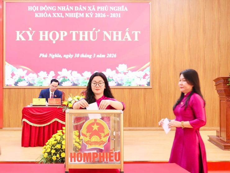 Phú Nghĩa tổ chức thành công Kỳ họp thứ nhất Hội đồng nhân dân xã khóa XXI, nhiệm kỳ 2026-2031- Ảnh 9.