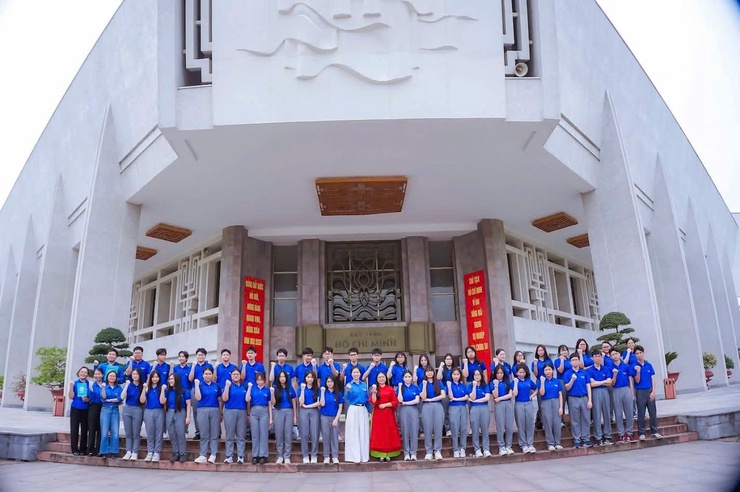 Đoàn cơ sở tổ chức Lễ kết nạp đoàn viên mới đợt 1 năm 2026 chào mừng kỷ niệm 95 năm ngày thành lập Đoàn TNCS Hồ Chí Minh - Ảnh 6.