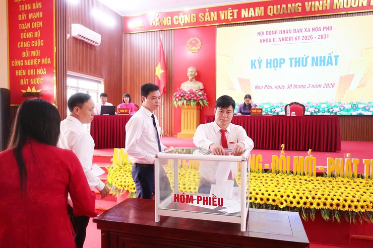 Khai mạc Kỳ họp thứ Nhất – HĐNĐ xã Hòa Phú khóa II nhiệm kỳ 2026-2031- Ảnh 9.