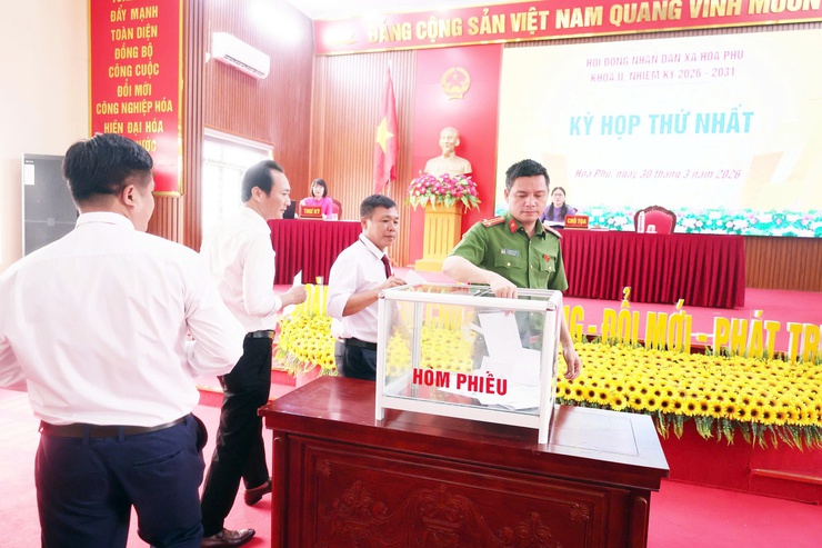 Khai mạc Kỳ họp thứ Nhất – HĐNĐ xã Hòa Phú khóa II nhiệm kỳ 2026-2031- Ảnh 10.