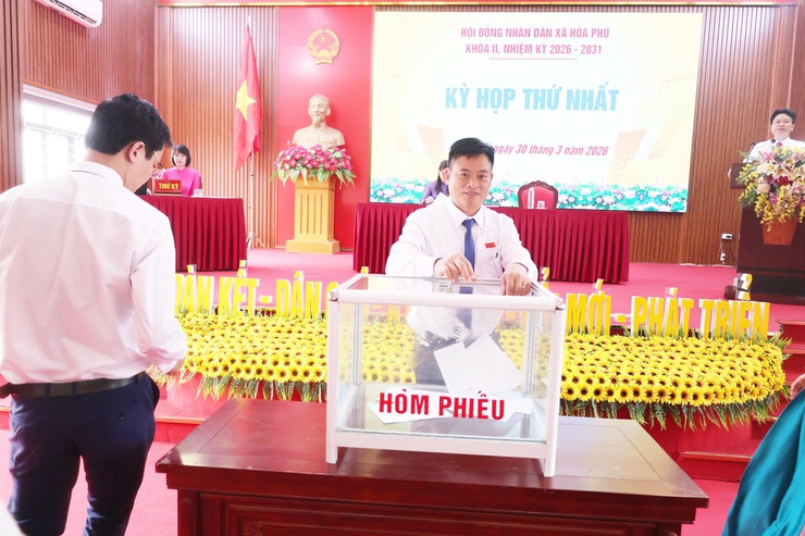 Khai mạc Kỳ họp thứ Nhất – HĐNĐ xã Hòa Phú khóa II nhiệm kỳ 2026-2031- Ảnh 8.