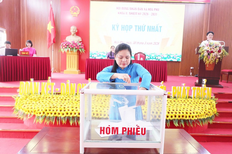 Khai mạc Kỳ họp thứ Nhất – HĐNĐ xã Hòa Phú khóa II nhiệm kỳ 2026-2031- Ảnh 7.