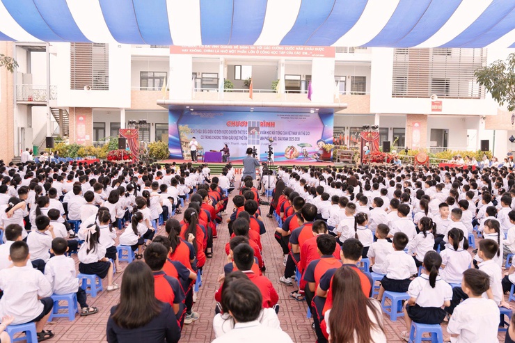 VĂN HỌC SÂN KHẤU HÓA – CÁCH TIẾP CẬN MỚI GIÚP HỌC SINH "CẢM" VÀ TRƯỞNG THÀNH- Ảnh 9.