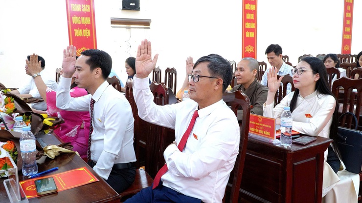 KỲ HỌP THỨ NHẤT HĐND XÃ DÂN HÒA KHÓA XXIV, NHIỆM KỲ 2026-2031 THÀNH CÔNG TỐT ĐẸP- Ảnh 13.