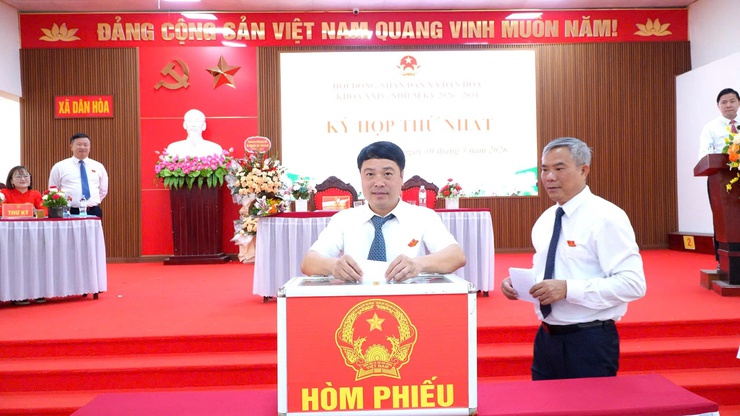 KỲ HỌP THỨ NHẤT HĐND XÃ DÂN HÒA KHÓA XXIV, NHIỆM KỲ 2026-2031 THÀNH CÔNG TỐT ĐẸP- Ảnh 7.