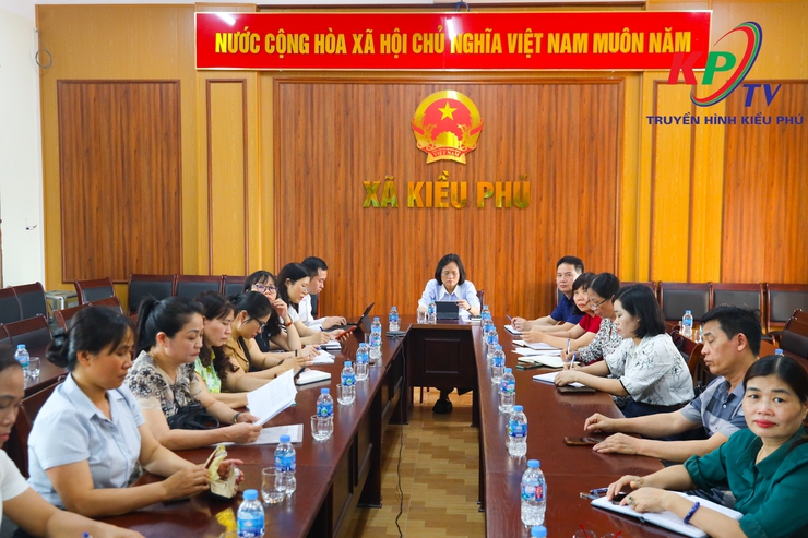 Xã Kiều Phú Tham dự cuộc họp trực tuyến triển khai các nhiệm vụ trọng tâm về công tác phòng, chống dịch bệnh trên địa bàn thành phố.- Ảnh 2.