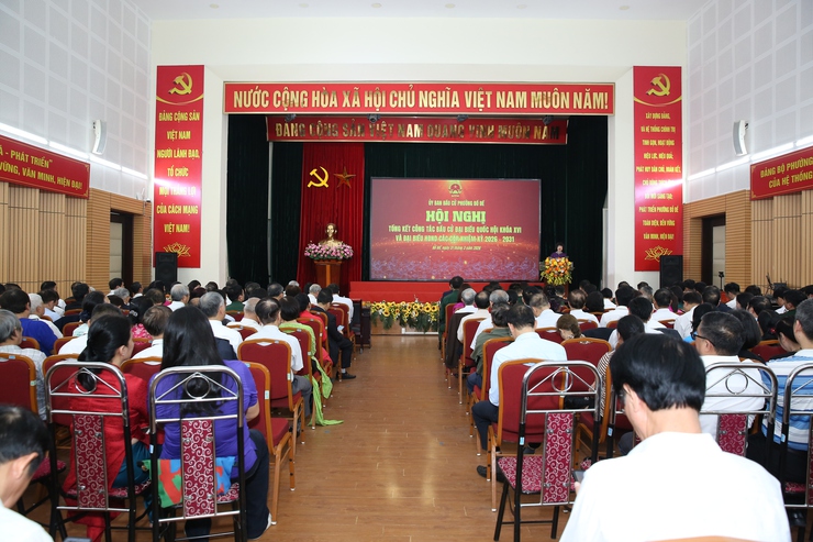 PHƯỜNG BỒ ĐỀ TỔNG KẾT CÔNG TÁC BẦU CỬ, VINH DỰ NHẬN BẰNG KHEN CỦA CHỦ TỊCH UBND THÀNH PHỐ
- Ảnh 2.