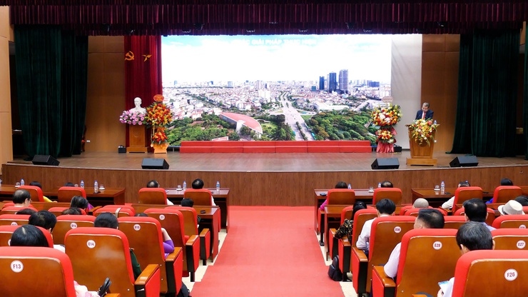 PHƯỜNG CẦU GIẤY: TỔNG KẾT CÔNG TÁC BẦU CỬ ĐẠI BIỂU QUỐC HỘI KHÓA XVI VÀ ĐẠI BIỂU HĐND CÁC CẤP NHIỆM KỲ 2026-2031; SƠ KẾT CÔNG TÁC GIẢI PHÓNG MẶT BẰNG TRÊN ĐỊA BÀN PHƯỜNG- Ảnh 4.