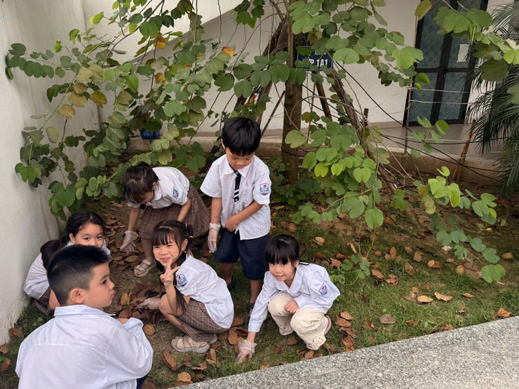 TRƯỜNG TIỂU HỌC TRẦN PHÚ TỔ CHỨC LỄ PHÁT ĐỘNG, HƯỞNG ỨNG PHONG TRÀO THI ĐUA “SÁNG – XANH – SẠCH – ĐẸP” NĂM 2026- Ảnh 3.