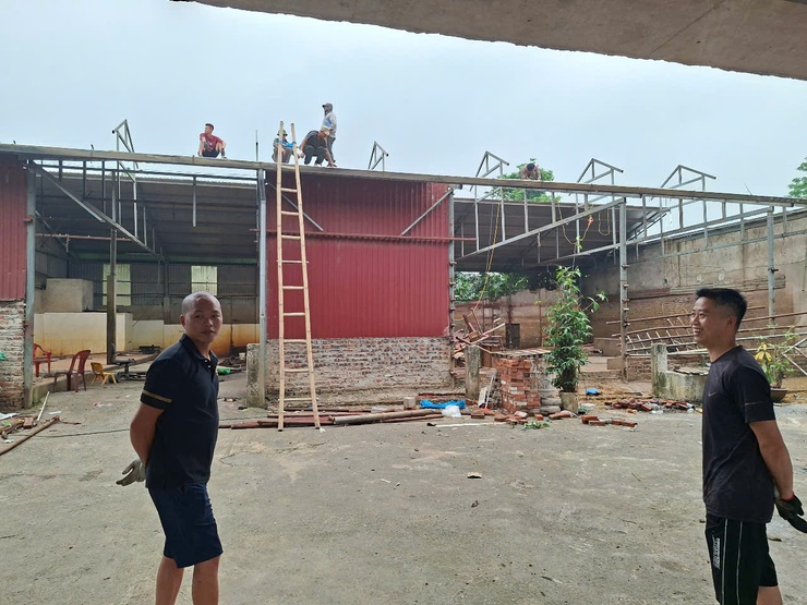 Xã Vĩnh Thanh: Phát huy vai trò lãnh đạo, 24/24 hộ đồng thuận tháo dỡ vi phạm tại khu phía Tây cầu Thăng Long- Ảnh 6.