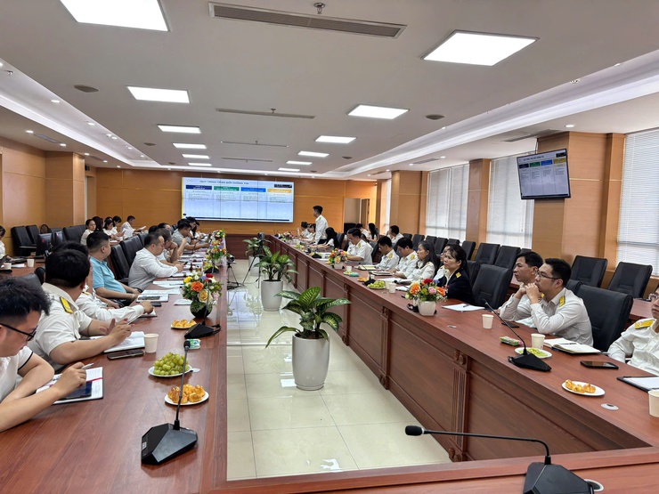 Trung tâm Phục vụ hành chính công phối hợp triển khai điện tử hóa quy trình thủ tục hành chính về đất đai- Ảnh 1.