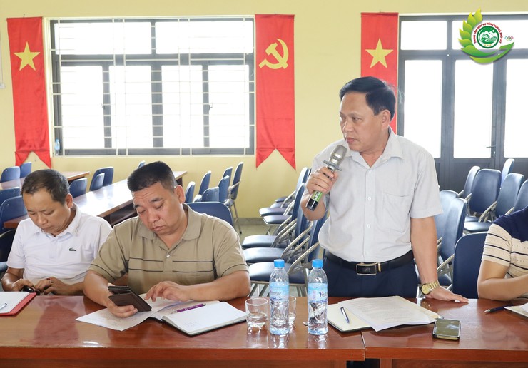 Phú Cát triển khai tiêm phòng vắc xin cho đàn gia súc, gia cầm đợt 1 năm 2026- Ảnh 5.