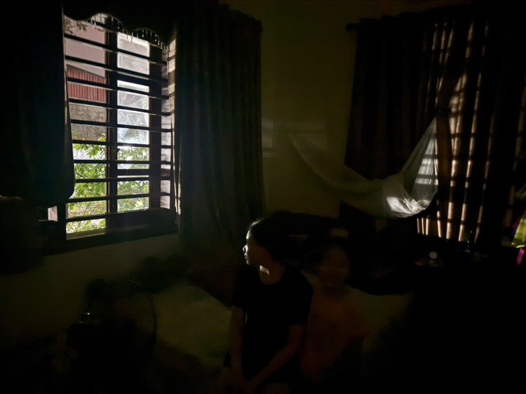 TẮT ĐÈN – BẬT YÊU THƯƠNG": ĐÊM GIỜ TRÁI ĐẤT TẠI TRƯỜNG TIỂU HỌC TRẦN PHÚ GÂY "SỐT"- Ảnh 8.