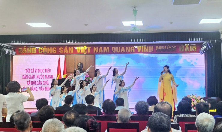 Hội nghị đại biểu Nhân dân phường Ba Đình: Quyết tâm nâng cao chất lượng đời sống văn hóa- Ảnh 14.