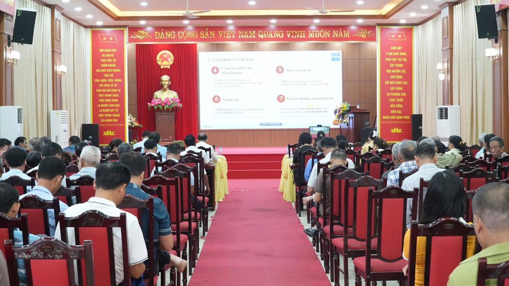 XÃ PHƯỢNG DỰC VINH DỰ CÓ 01 TẬP THỂ VÀ 01 CÁ NHÂN ĐƯỢC NHẬN BẰNG KHEN CỦA UỶ BAN MTTQ VIỆT NAM THÀNH PHỐ HÀ NỘI TRONG CÔNG TÁC BẦU CỬ- Ảnh 1.