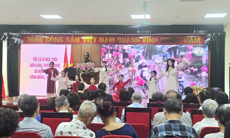 Hội nghị đại biểu Nhân dân phường Ba Đình: Quyết tâm nâng cao chất lượng đời sống văn hóa- Ảnh 16.