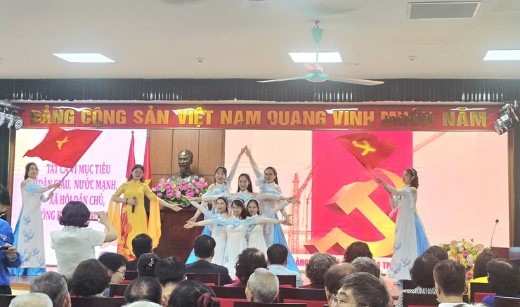 Hội nghị đại biểu Nhân dân phường Ba Đình: Quyết tâm nâng cao chất lượng đời sống văn hóa- Ảnh 1.