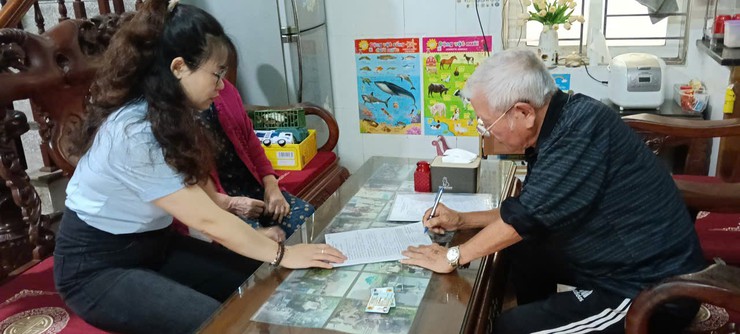 Tổ hành chính công xung kích: Đưa dịch vụ công đến gần người dân hơn- Ảnh 7.