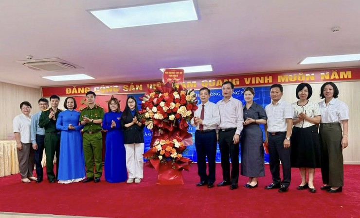 Tuổi trẻ Dương Nội xung kích đổi mới, lan tỏa khát vọng cống hiến- Ảnh 1.