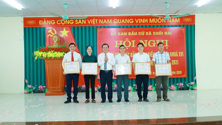 Suối Hai tổng kết công tác bầu cử đại biểu Quốc hội khóa XVI và đại biểu HĐND các cấp nhiệm kỳ 2026–2031- Ảnh 5.