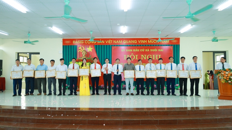 Suối Hai tổng kết công tác bầu cử đại biểu Quốc hội khóa XVI và đại biểu HĐND các cấp nhiệm kỳ 2026–2031- Ảnh 6.