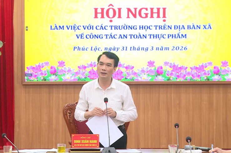 UBND xã Phúc Lộc tổ chức Hội nghị làm việc với các trường học trên địa bàn xã về công tác an toàn thực phẩm- Ảnh 1.