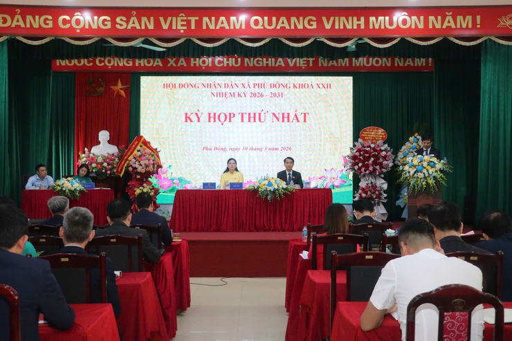 Kỳ họp thứ nhất HĐND xã Phù Đổng khóa XXII, nhiệm kỳ 2026 – 2031 thành công tốt đẹp- Ảnh 1.