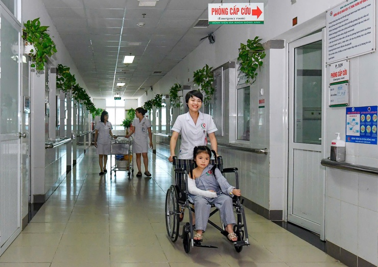 BVĐK Đông Anh - nâng cao chất lượng khám chữa bệnh từ môi trường xanh, sạch, đẹp- Ảnh 2.