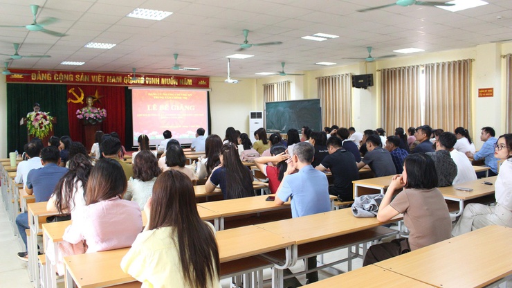 Xã Hòa Phú: 6 đảng viên hoàn thành xuất sắc lớp bồi dưỡng lý luận chính trị cho đảng viên mới khóa I năm 2026- Ảnh 2.