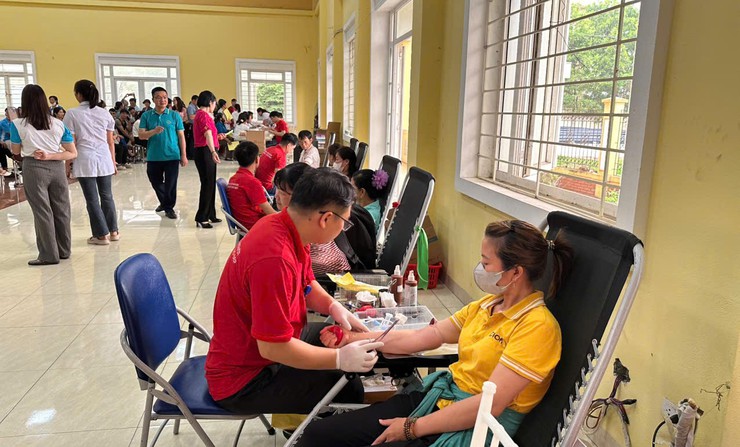 Ngày hội hiến máu tình nguyện xã Vân Đình năm 2026: “Hành trình nhân đạo – Trao nhận yêu thương”- Ảnh 4.