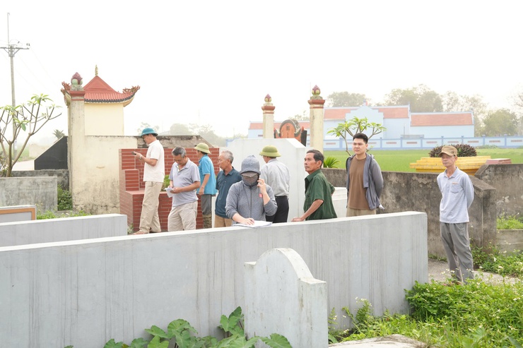 Thanh Oai đẩy nhanh tiến độ kiểm đếm mồ mả phục vụ dự án Khu đô thị Thể thao Olympic- Ảnh 1.