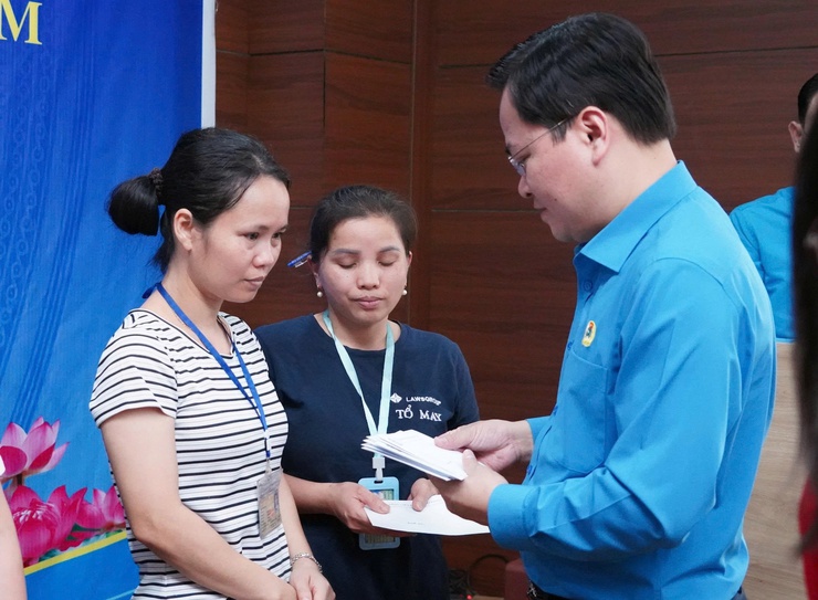 Tổng Liên đoàn Lao động Việt Nam thăm, làm việc tại Công ty TNHH K+K Fashion- Ảnh 4.