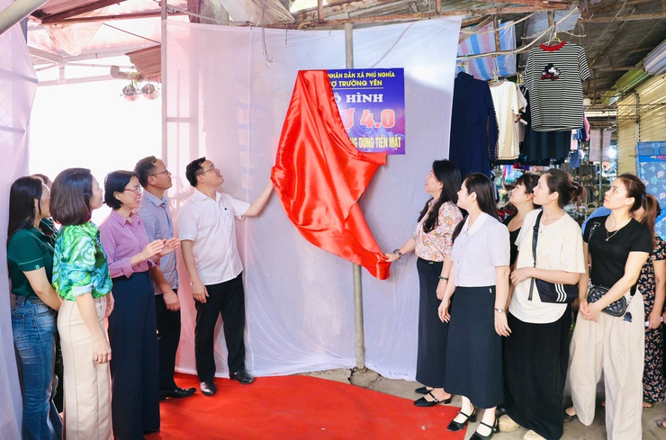 Phú Nghĩa ra mắt mô hình “Chợ thông minh 4.0 - không dùng tiền mặt”- Ảnh 7.