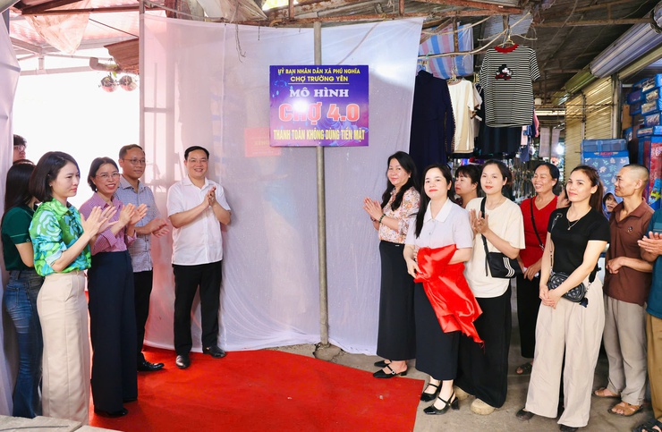 Phú Nghĩa ra mắt mô hình “Chợ thông minh 4.0 - không dùng tiền mặt”- Ảnh 8.