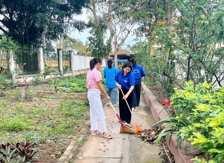 Thượng Phúc tăng cường giảm phát thải nhựa, xây dựng trường học xanh- Ảnh 1.