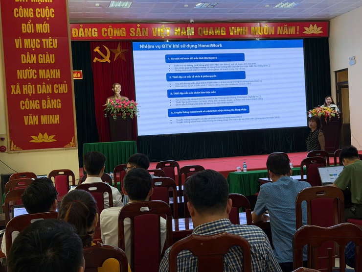  Dân Hòa tập huấn hệ thống HanoiWork: Bước đệm chuyển đổi số tại cơ sở- Ảnh 5.