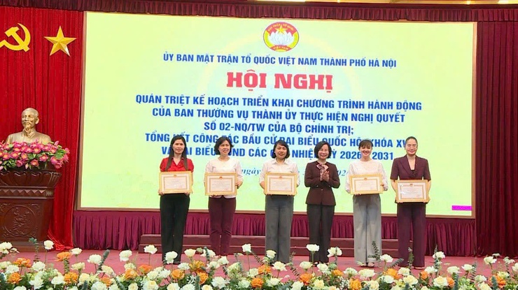 ỦY BAN MTTQ THÀNH PHỐ HÀ NỘI QUÁN TRIỆT NGHỊ QUYẾT 02-NQ/TW VÀ TỔNG KẾT CÔNG TÁC BẦU CỬ NHIỆM KỲ 2026-2031- Ảnh 6.