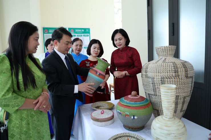 Hội LHPN xã Xuân Mai kỷ niệm 116 năm Ngày Quốc tế Phụ nữ 8/3 và 1896 năm Khởi nghĩa Hai Bà Trưng- Ảnh 10.