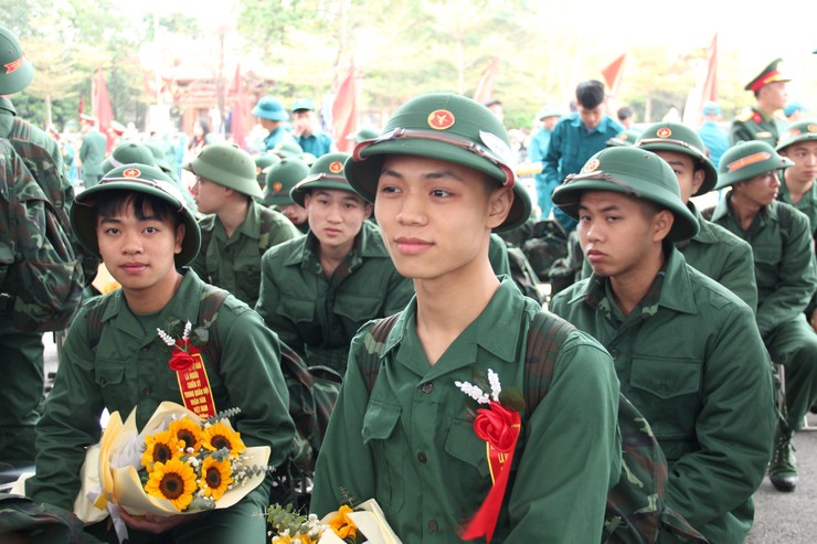Tự hào tuổi trẻ Hòa Lạc: 100% tân binh viết đơn tình nguyện lên đường nhập ngũ- Ảnh 9.