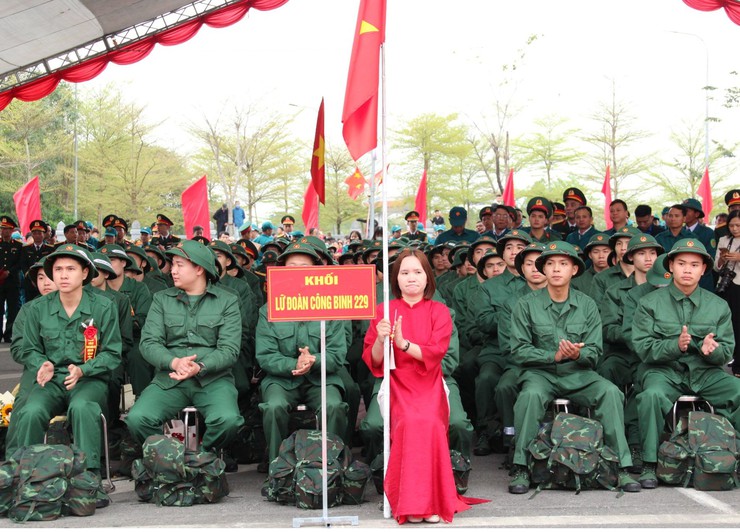 Tự hào tuổi trẻ Hòa Lạc: 100% tân binh viết đơn tình nguyện lên đường nhập ngũ- Ảnh 6.