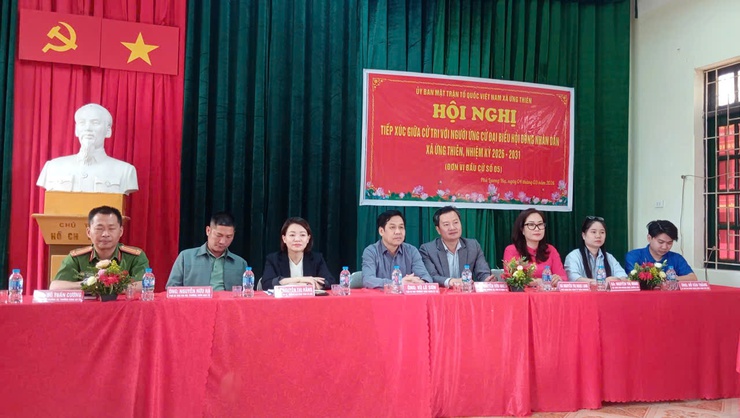 Cử tri thôn Phú Lương Hạ tham dự Hội nghị tiếp xúc, vận động bầu cử đại biểu HĐND đơn vị số 5- Ảnh 2.