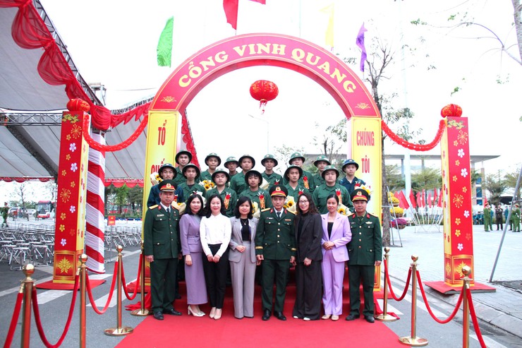 Tự hào tuổi trẻ Hòa Lạc: 100% tân binh viết đơn tình nguyện lên đường nhập ngũ- Ảnh 10.