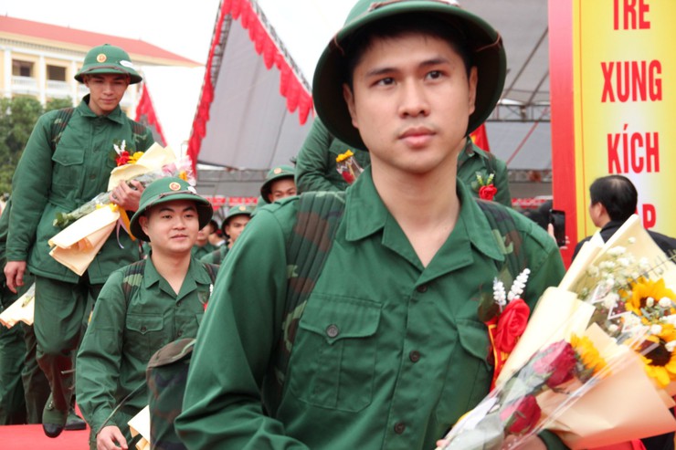 Tự hào tuổi trẻ Hòa Lạc: 100% tân binh viết đơn tình nguyện lên đường nhập ngũ- Ảnh 12.