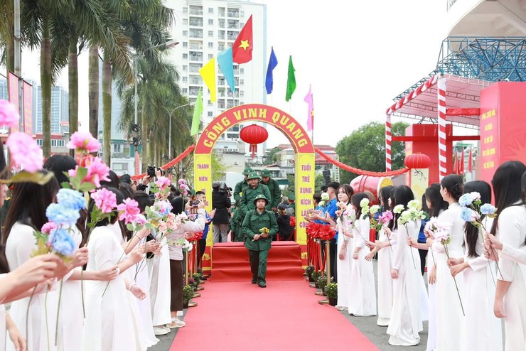 PHÁT HUY TRUYỀN THỐNG QUÊ HƯƠNG, THANH NIÊN PHƯỜNG KIM LIÊN HẮNG HÁI LÊN ĐƯỜNG NHẬP NGŨ NĂM 2026- Ảnh 4.