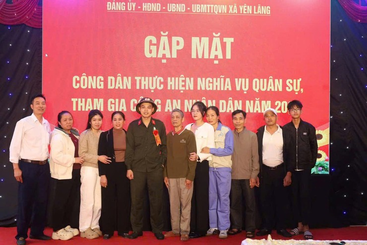 XÃ YÊN LÃNG GẶP MẶT, ĐỘNG VIÊN TÂN BINH TRƯỚC NGÀY LÊN ĐƯỜNG NHẬP NGŨ- Ảnh 6.