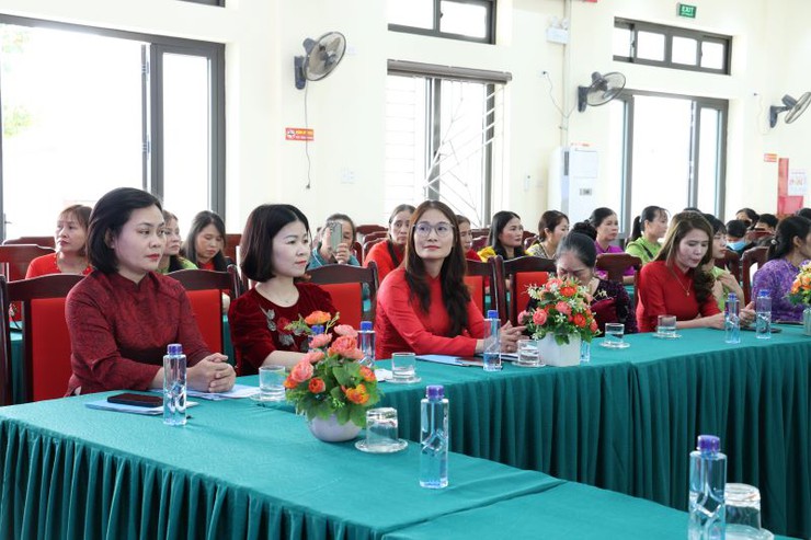 Hội LHPN xã Xuân Mai kỷ niệm 116 năm Ngày Quốc tế Phụ nữ 8/3 và 1896 năm Khởi nghĩa Hai Bà Trưng- Ảnh 2.
