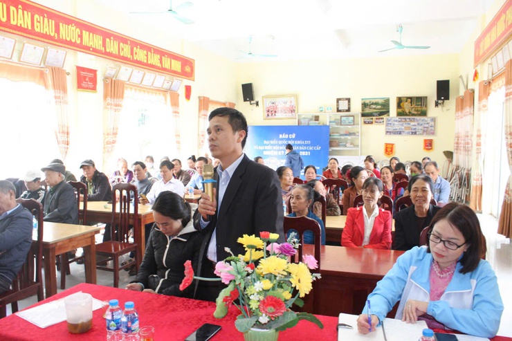 ĐƠN VỊ BẦU CỬ SỐ 2 TỔ CHỨC HỘI NGHỊ LẦN THỨ TƯ TẠI THÔN MIÊNG HẠ- Ảnh 5.